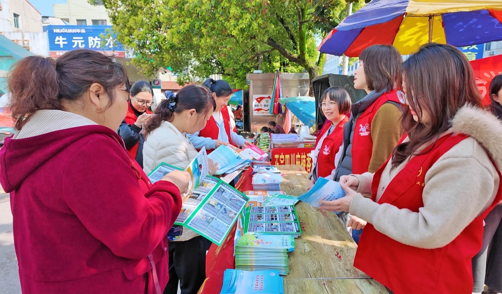 �����ƽֵ���չ�����跨�κ��ϡ��������ж������������